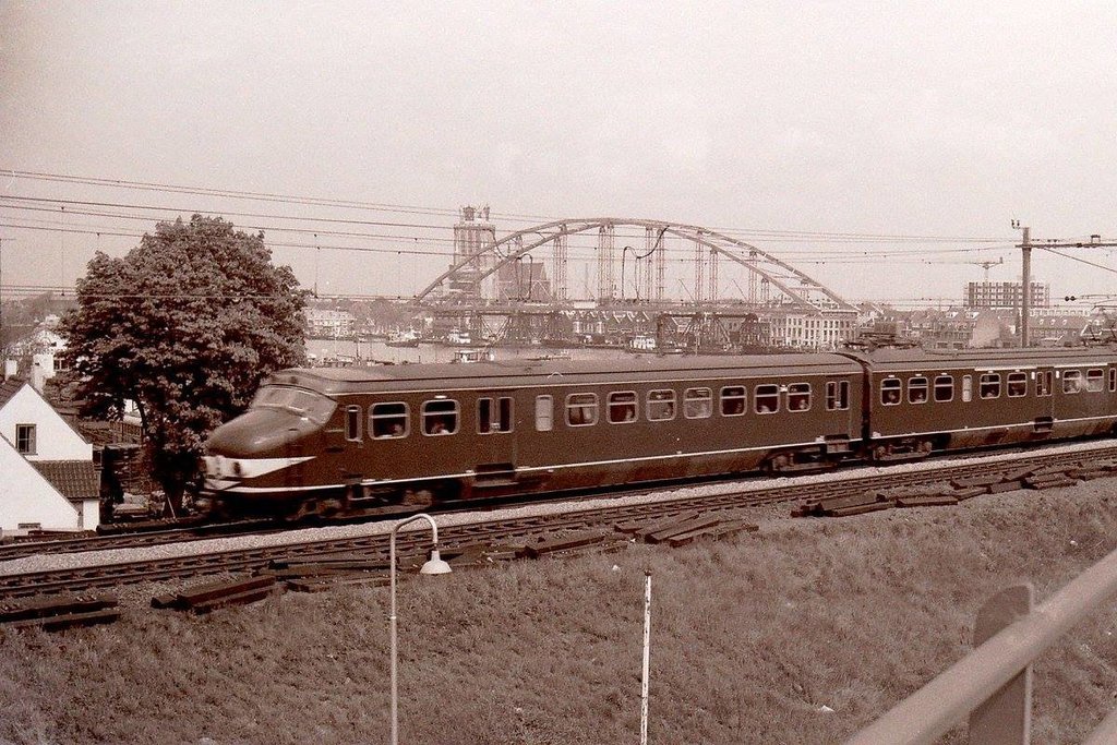 Bruggen — Zwijndrecht