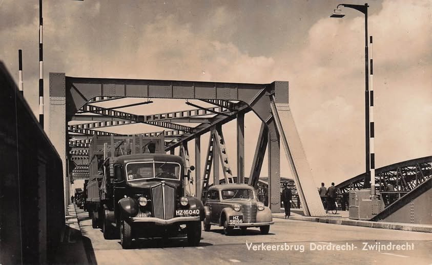 Bruggen — Zwijndrecht